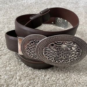 EUC Chicos pebble grain leather bel M/L